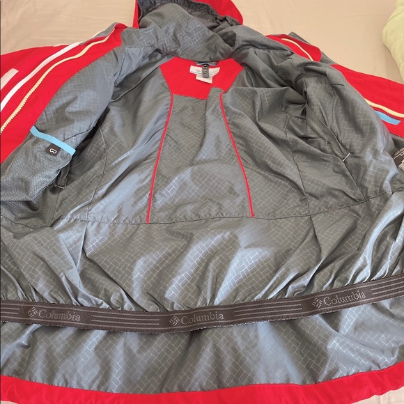 New Women Columbia jacket - Picture 4 of 6